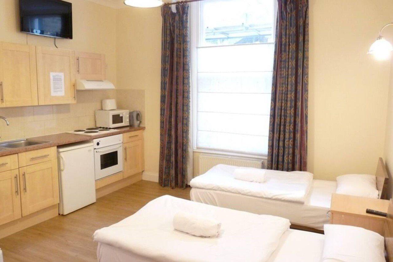 Earls Court Studios London Luaran gambar